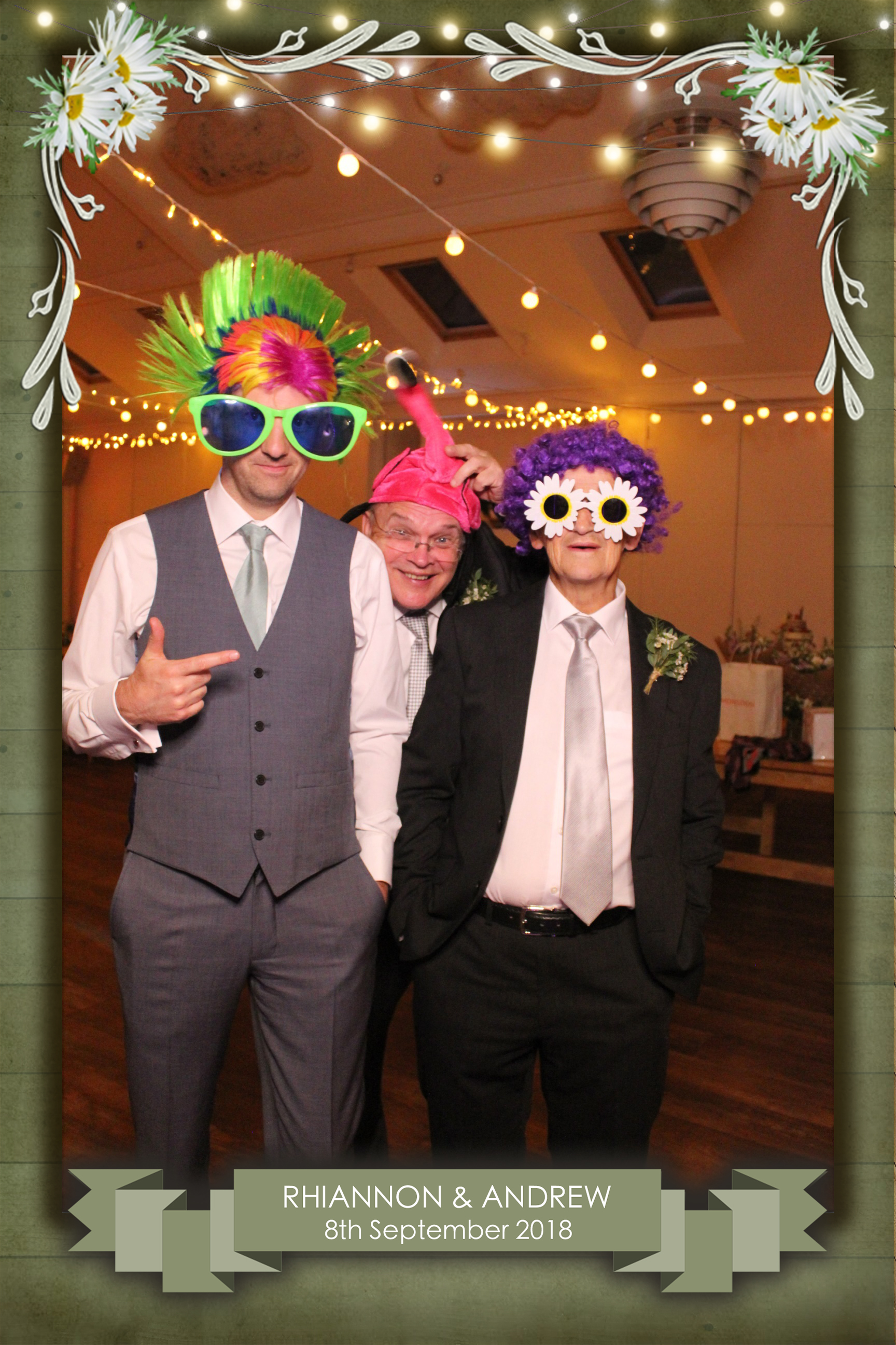 Rhiannon & Andrew's Wedding | View more photos from the event at images.mobile-photo-booth.com/u/MobilePhotoBoothUK/Rhiannon-Andrews-Wedding